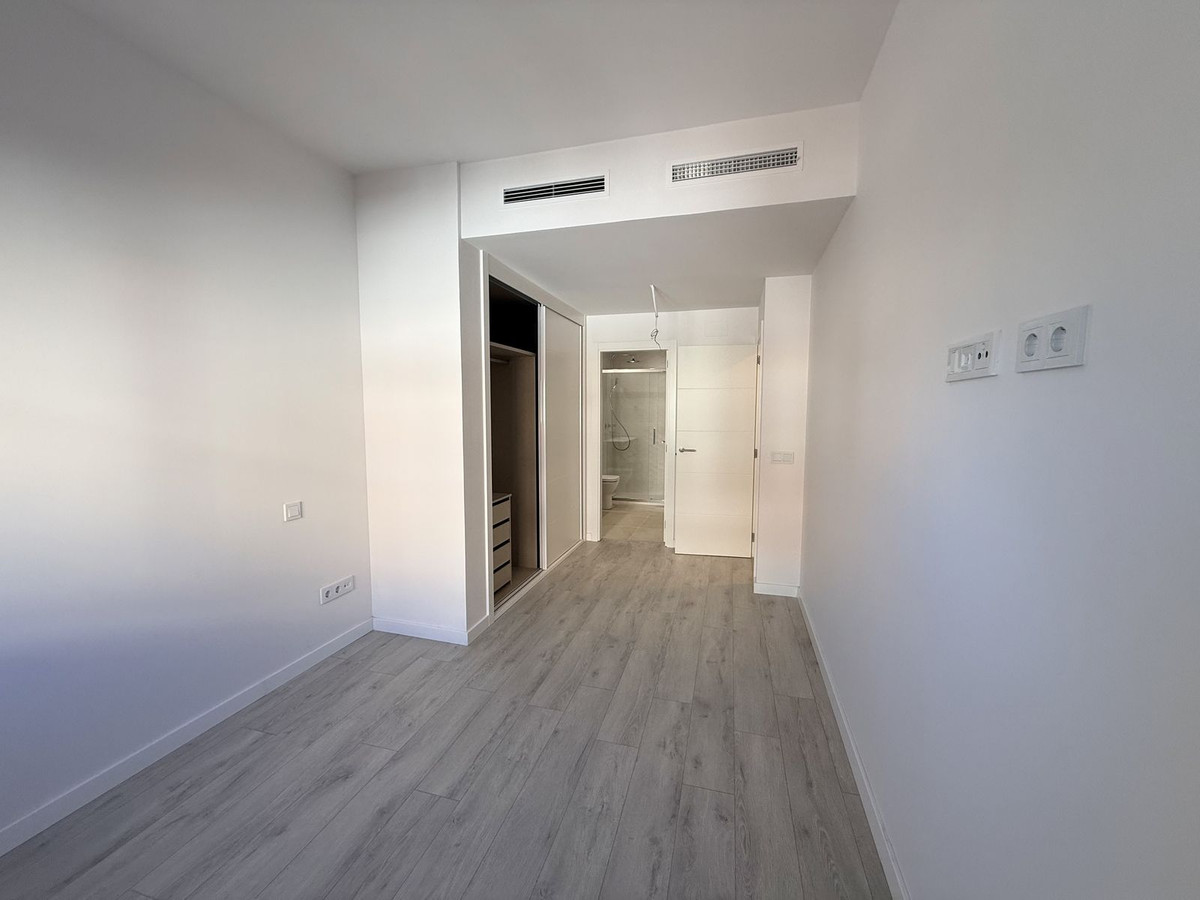 Huis te koop in Estepona | 2 slaapkamers H5406535