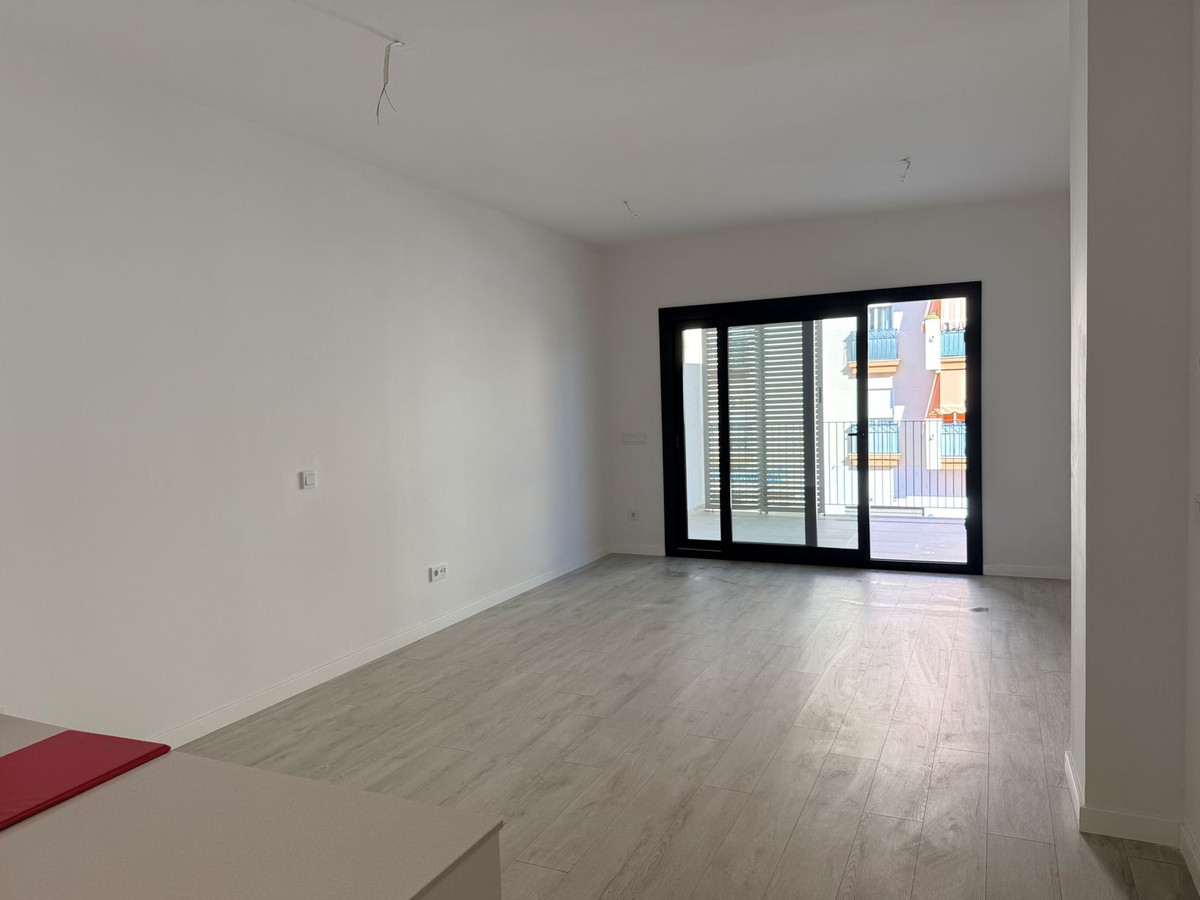 Huis te koop in Estepona | 2 slaapkamers H5406535