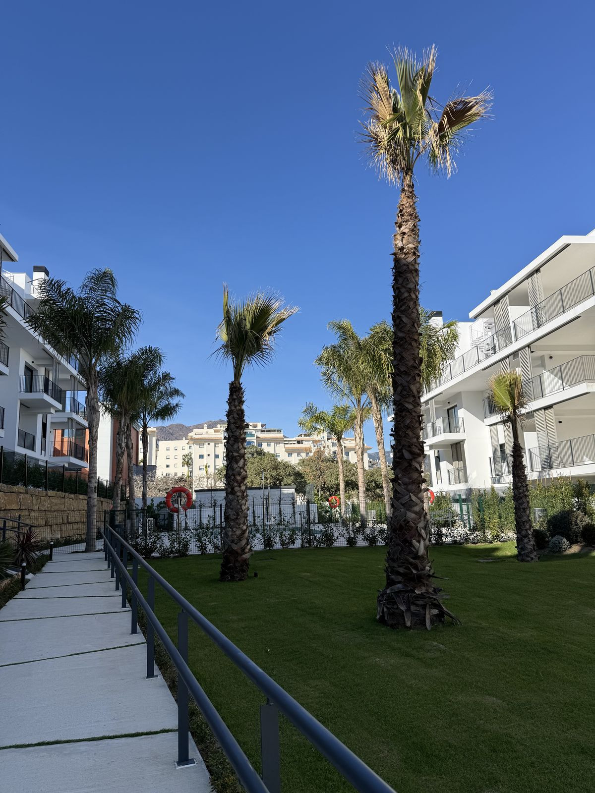 Huis te koop in Estepona | 2 slaapkamers H5406535