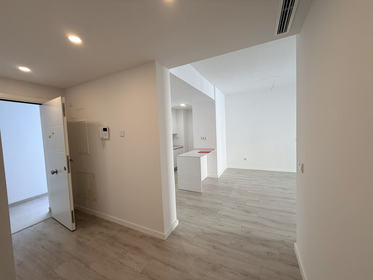 Huis te koop in Estepona | 2 slaapkamers H5406535