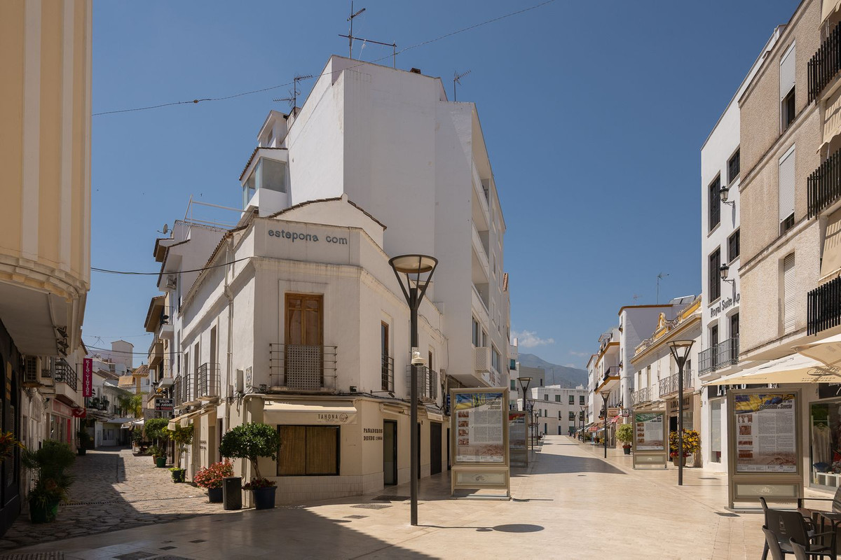 Huis te koop in Estepona | 2 slaapkamers H5407135