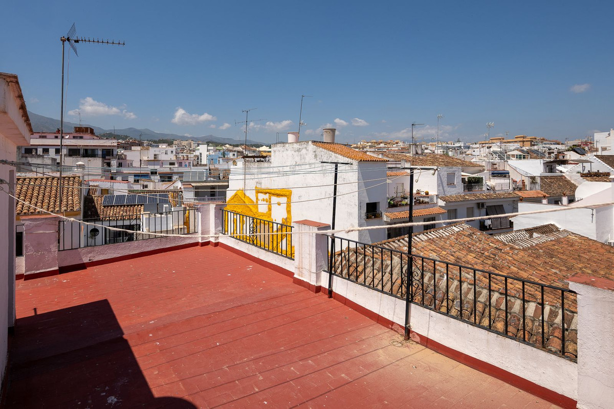 Huis te koop in Estepona | 2 slaapkamers H5407135