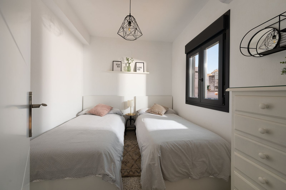 Huis te koop in Estepona | 2 slaapkamers H5407135