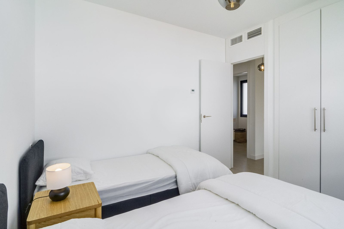 Huis te koop in Estepona | 3 slaapkamers H5407756