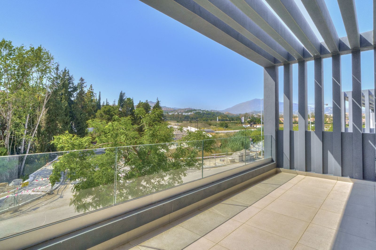 Huis te koop in Estepona | 3 slaapkamers H5407756