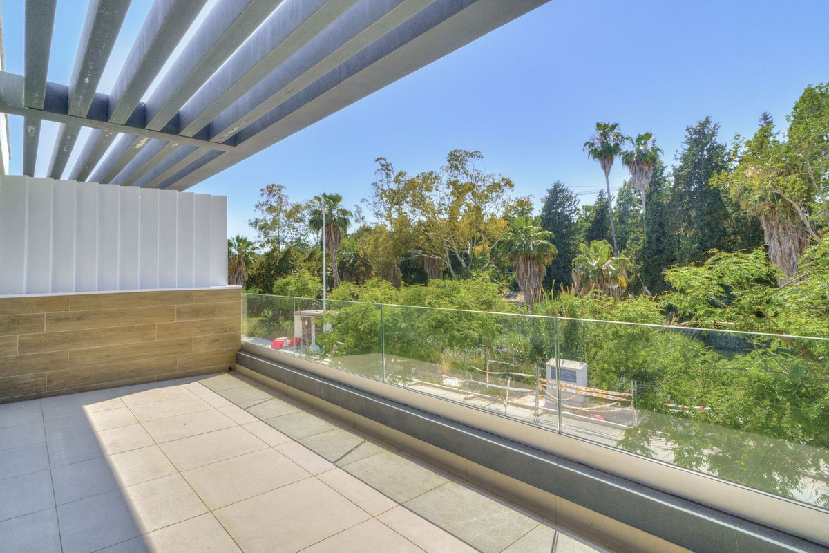 Huis te koop in Estepona | 3 slaapkamers H5407756