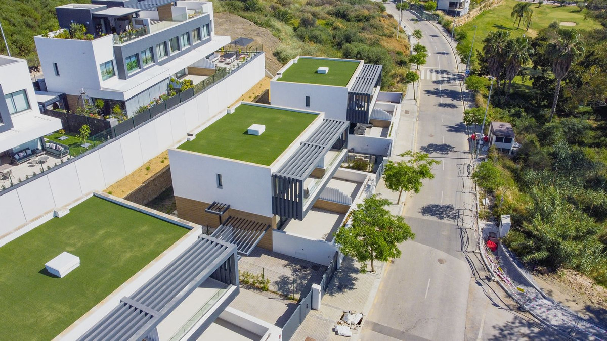 Huis te koop in Estepona | 3 slaapkamers H5407756