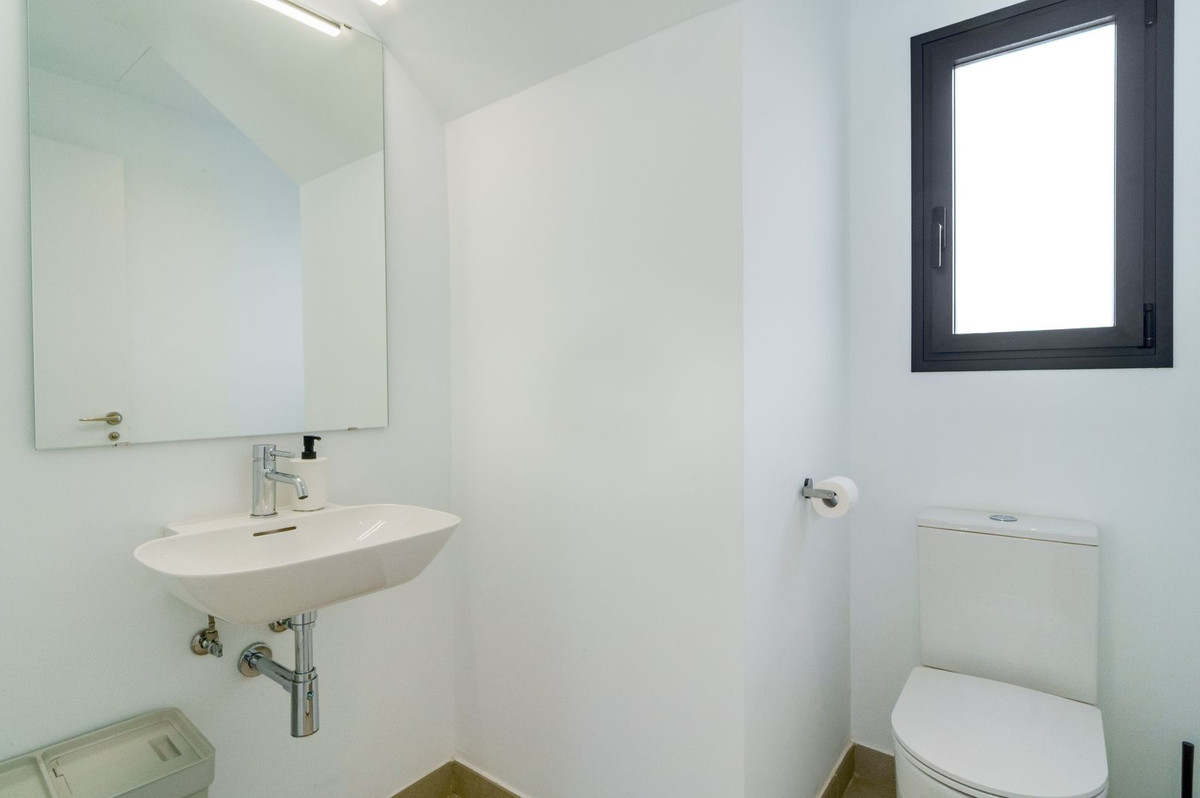 Huis te koop in Estepona | 3 slaapkamers H5407756