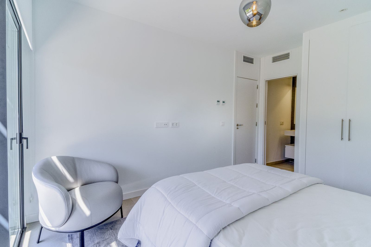 Huis te koop in Estepona | 3 slaapkamers H5407756