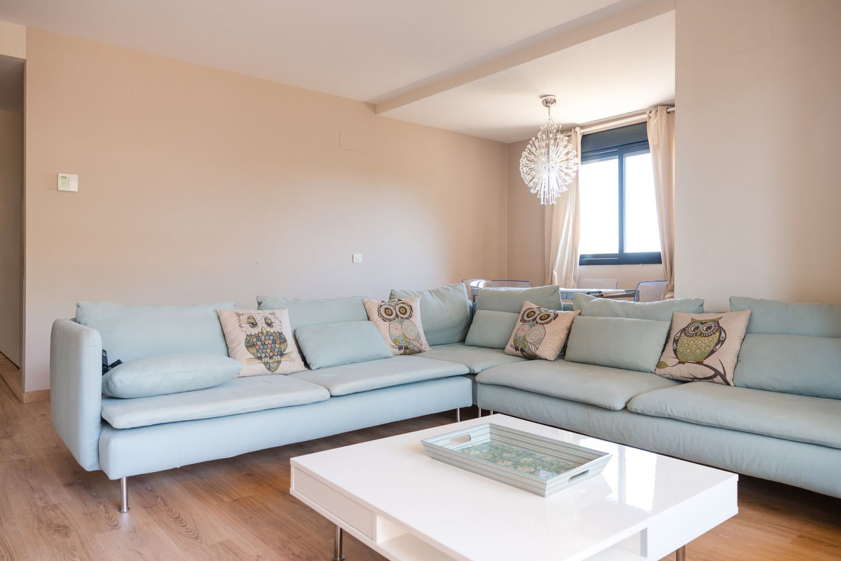 Huis te koop in Estepona | 2 slaapkamers H5407759