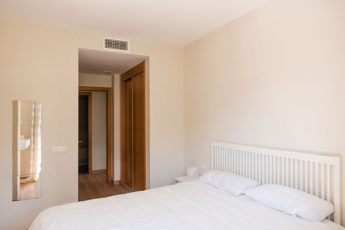 Huis te koop in Estepona | 2 slaapkamers H5407759