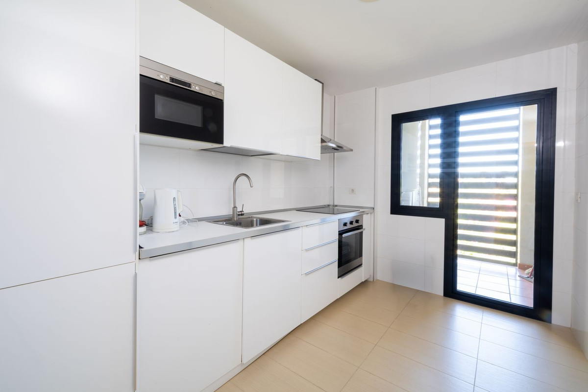 Huis te koop in Estepona | 2 slaapkamers H5407759