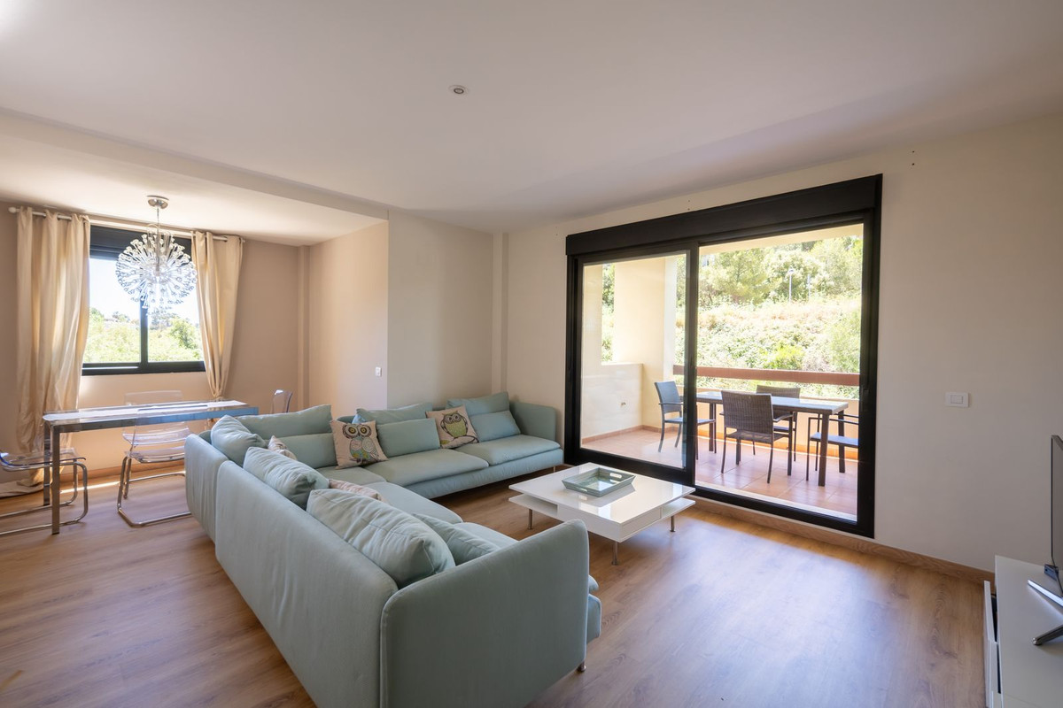 Huis te koop in Estepona | 2 slaapkamers H5407759