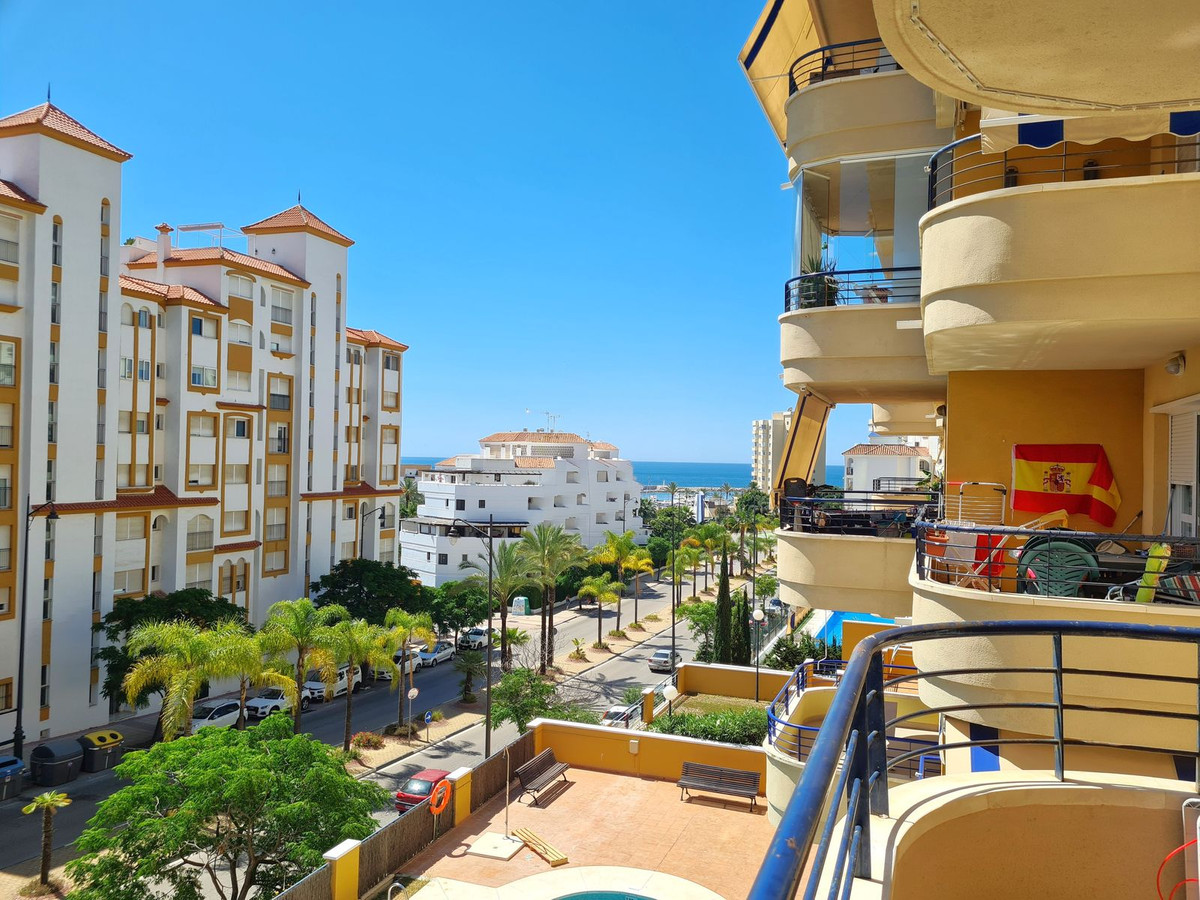 Huis te koop in Estepona | 2 slaapkamers H5407969