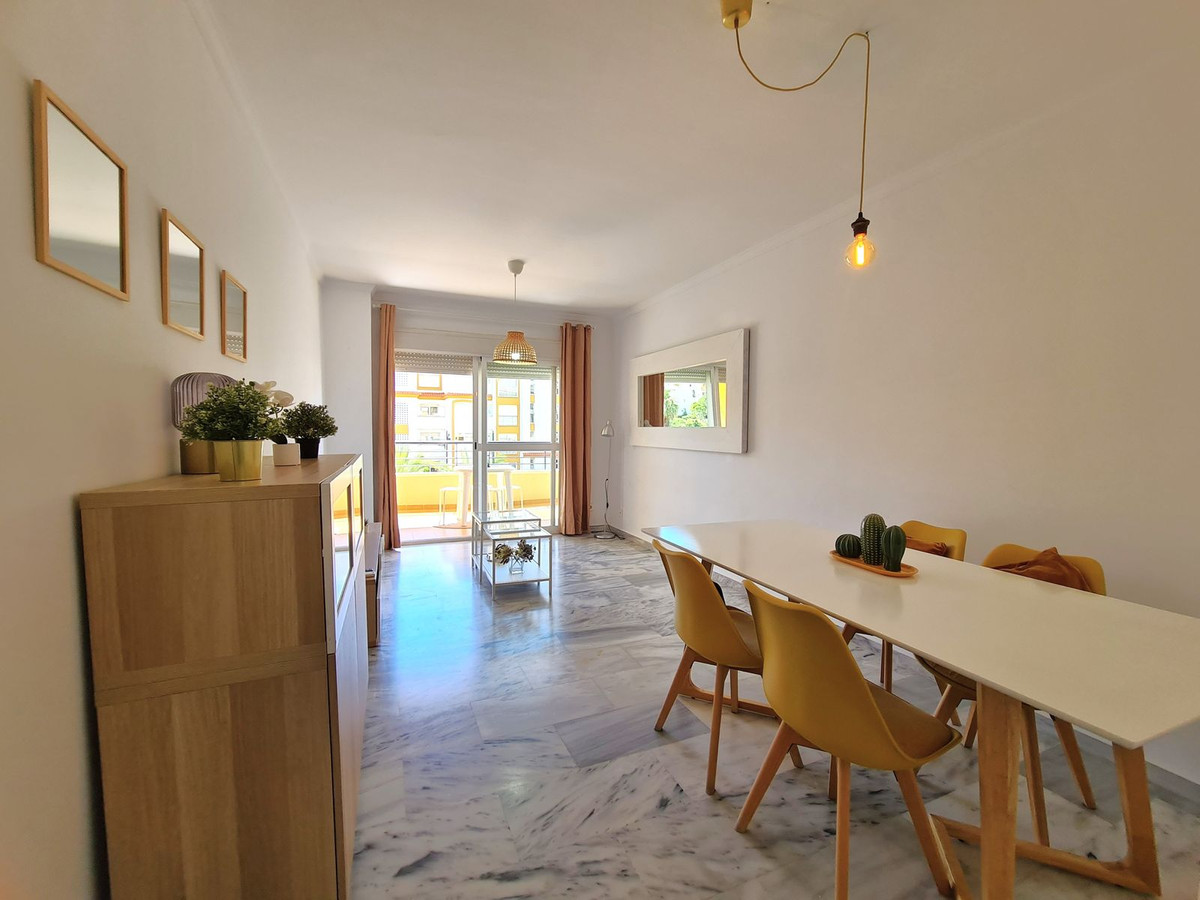Huis te koop in Estepona | 2 slaapkamers H5407969