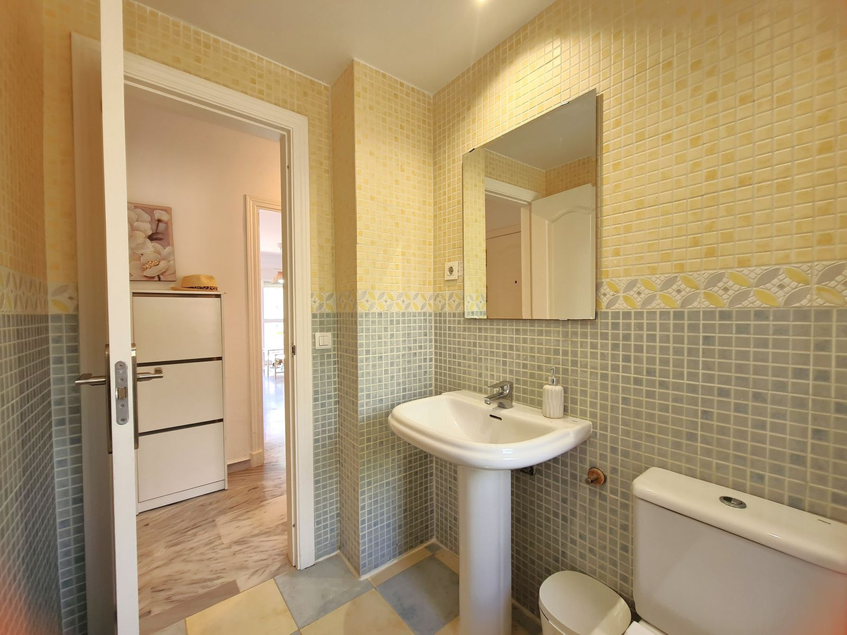 Huis te koop in Estepona | 2 slaapkamers H5407969