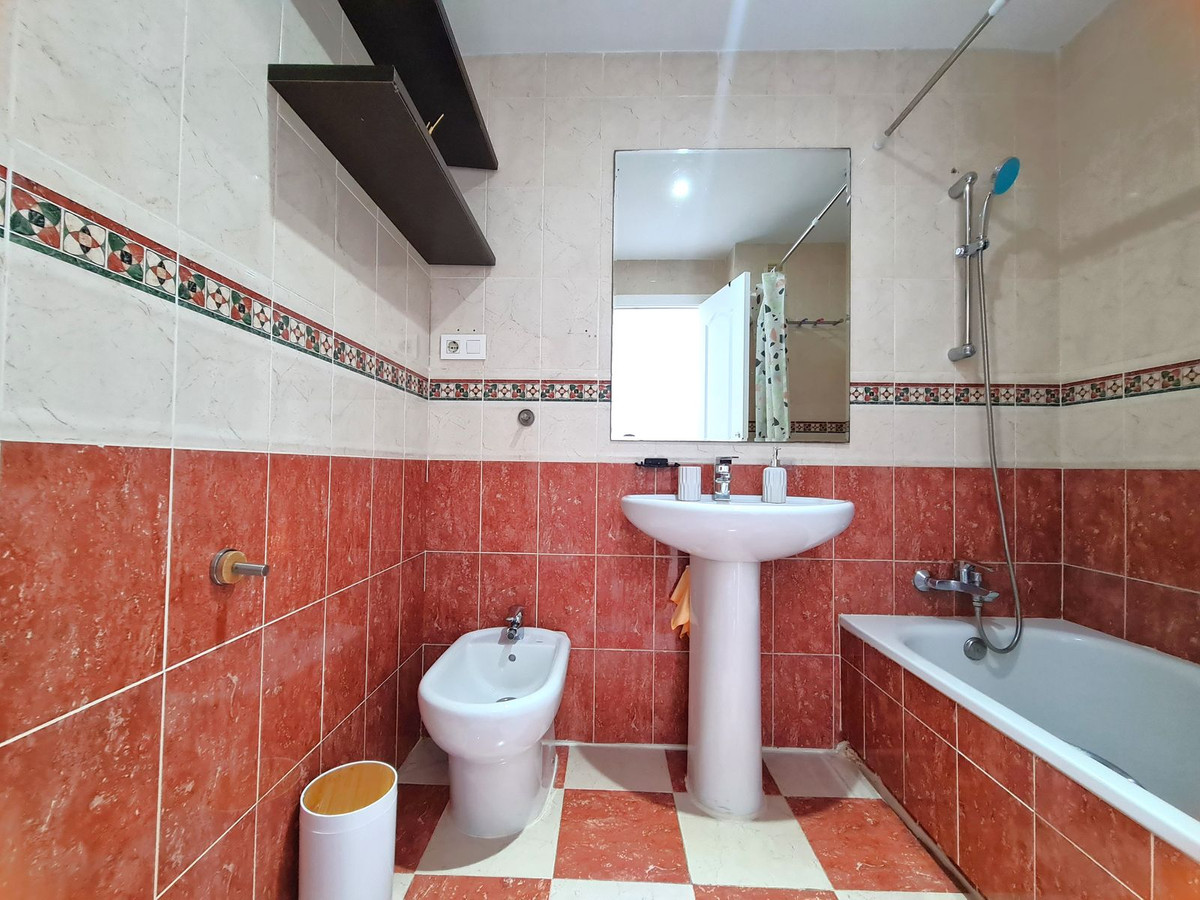 Huis te koop in Estepona | 2 slaapkamers H5407969