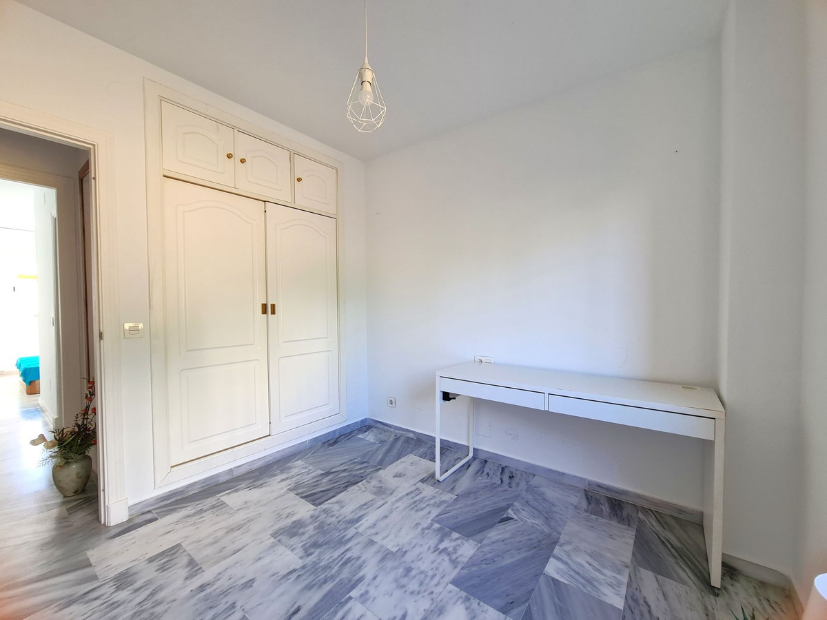 Huis te koop in Estepona | 2 slaapkamers H5407969