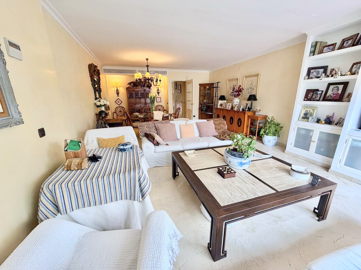 Huis te koop in Estepona | 3 slaapkamers H5408623