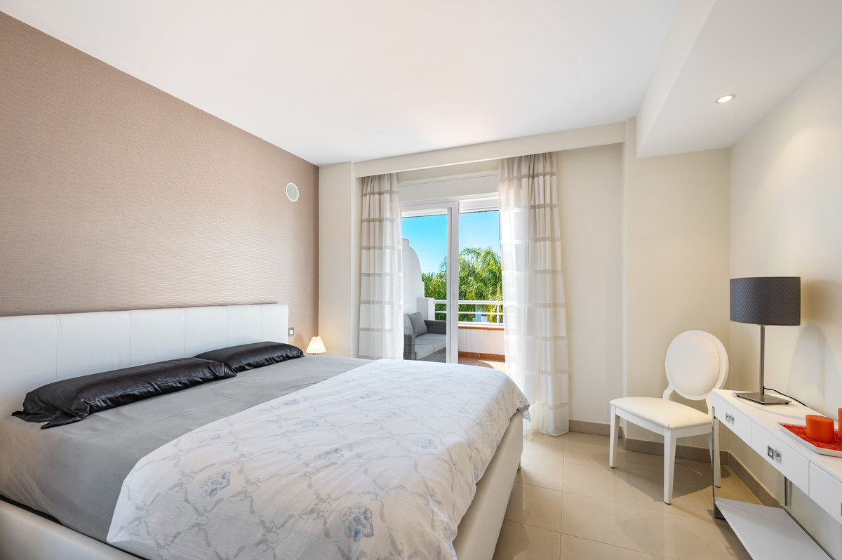 Appartement te koop in Estepona | 2 slaapkamers H5408812