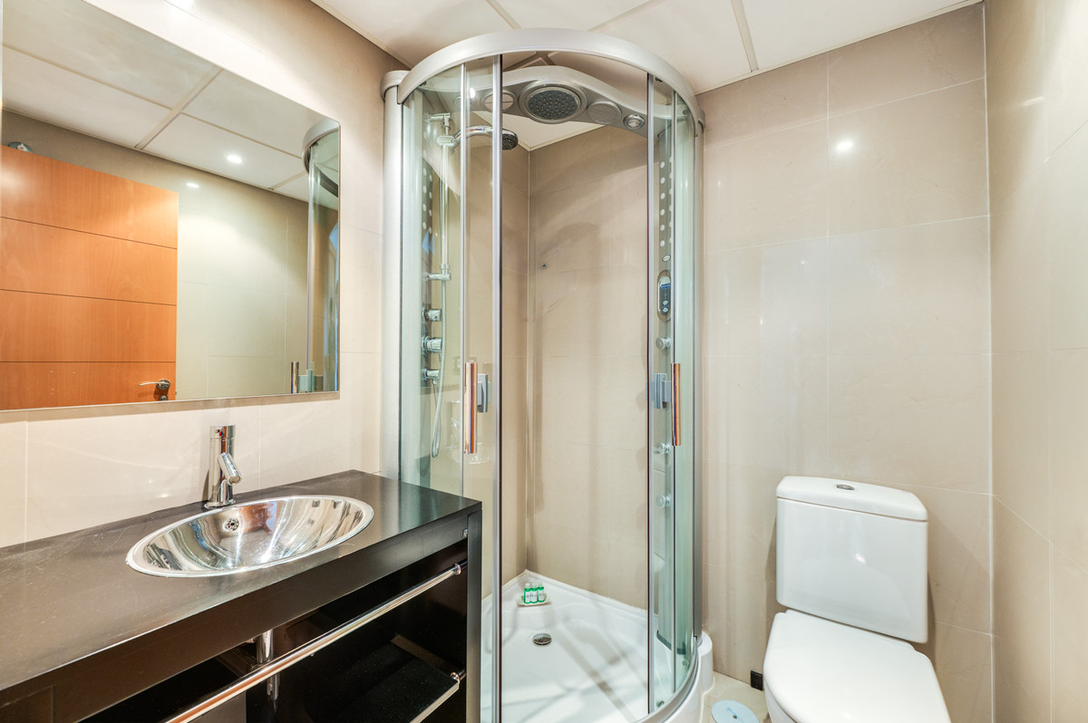 Appartement te koop in Estepona | 2 slaapkamers H5408812