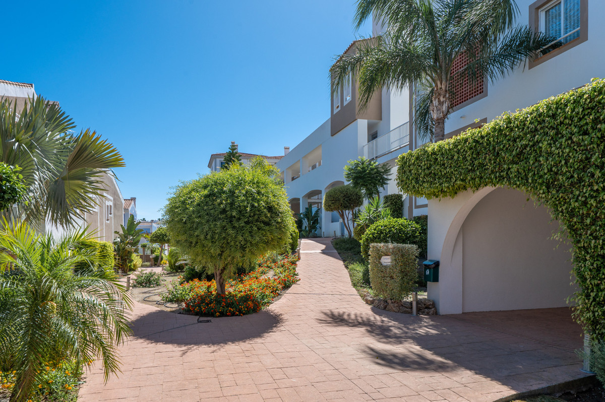 Appartement te koop in Estepona | 2 slaapkamers H5408812