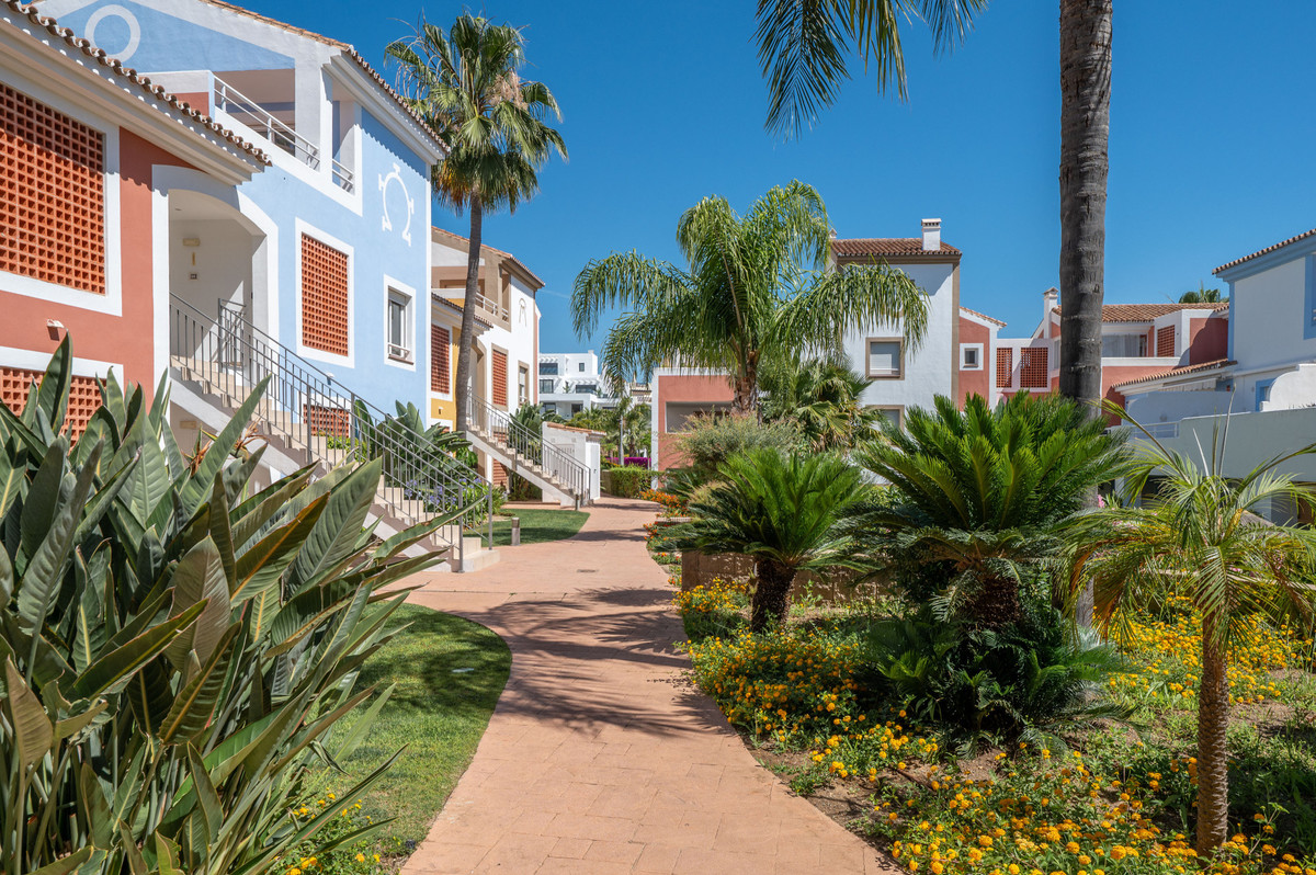 Appartement te koop in Estepona | 2 slaapkamers H5408812