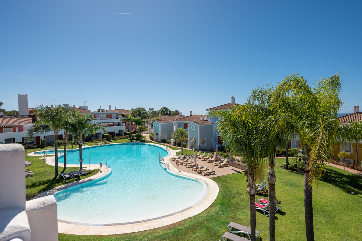 Appartement te koop in Estepona | 2 slaapkamers H5408812