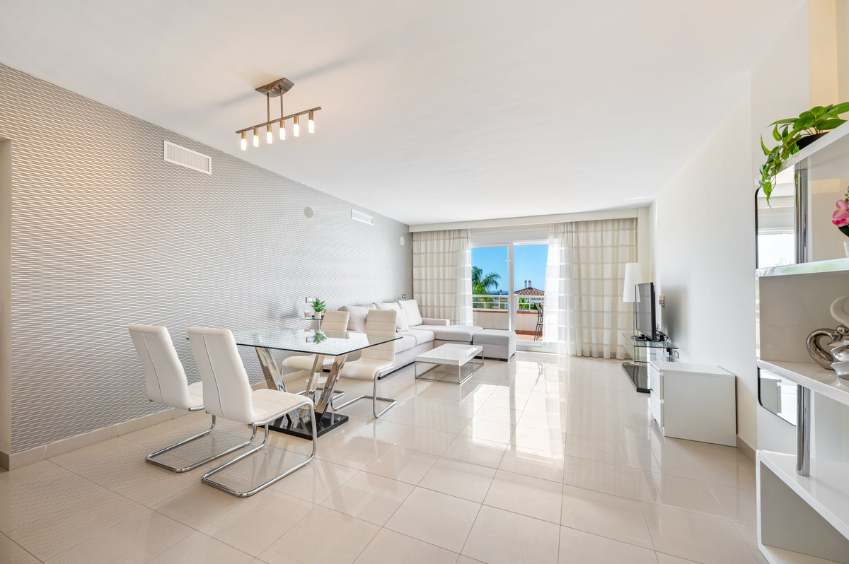 Appartement te koop in Estepona | 2 slaapkamers H5408812