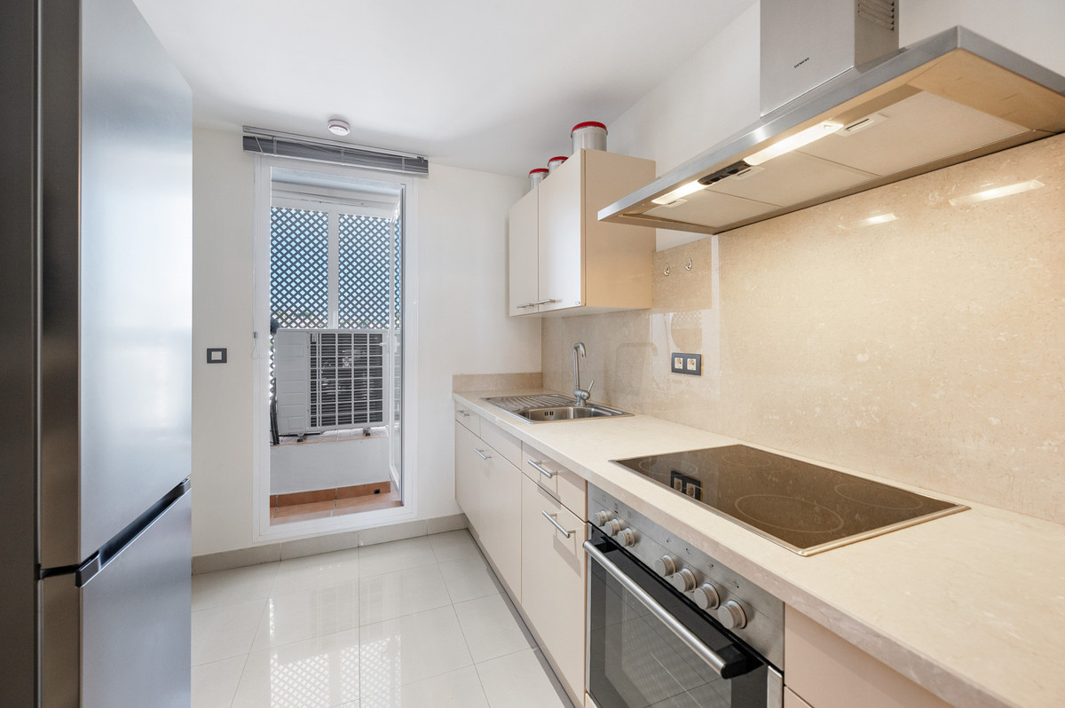 Appartement te koop in Estepona | 2 slaapkamers H5408812