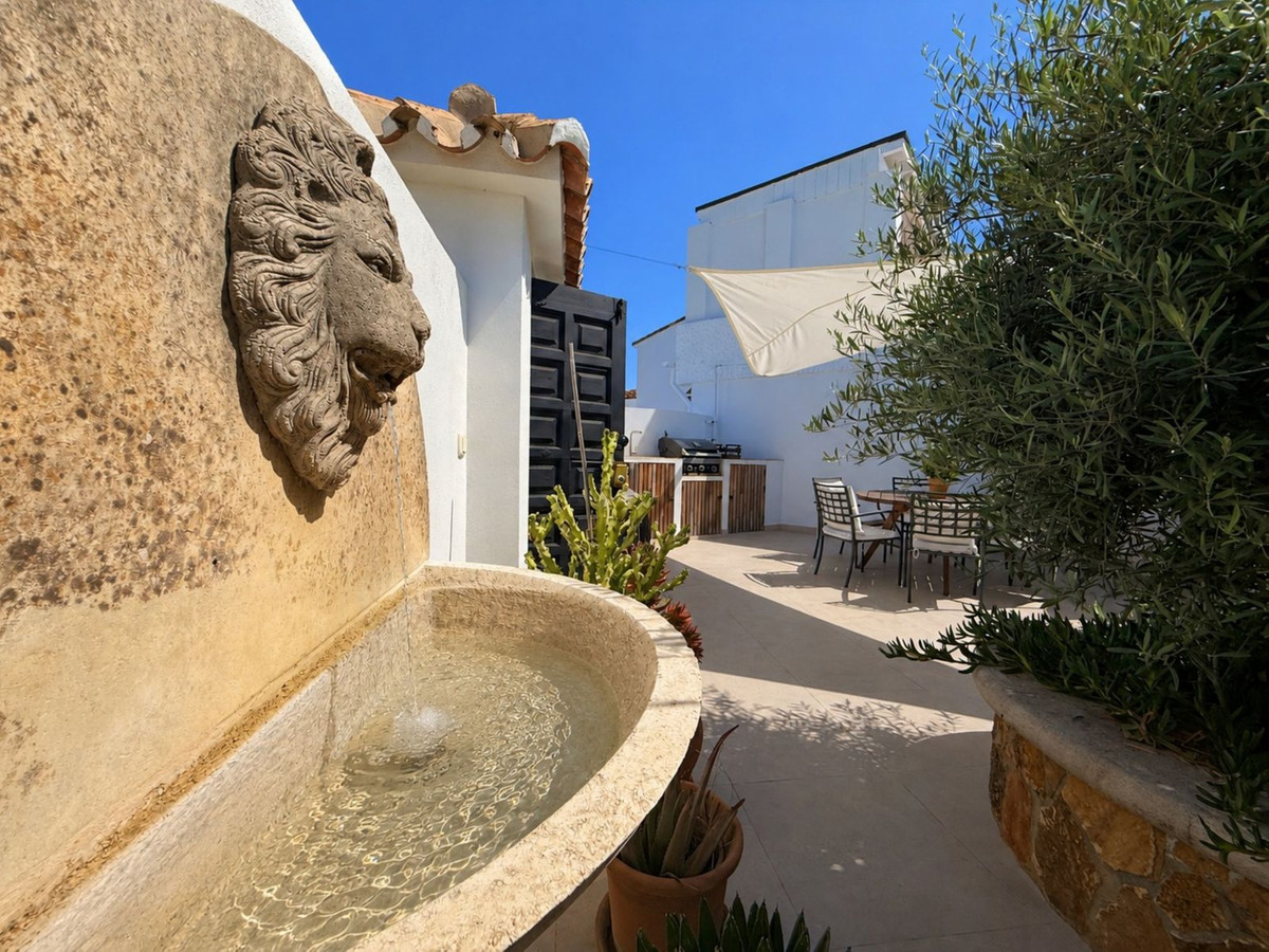 Huis te koop in Estepona | 2 slaapkamers H5409031