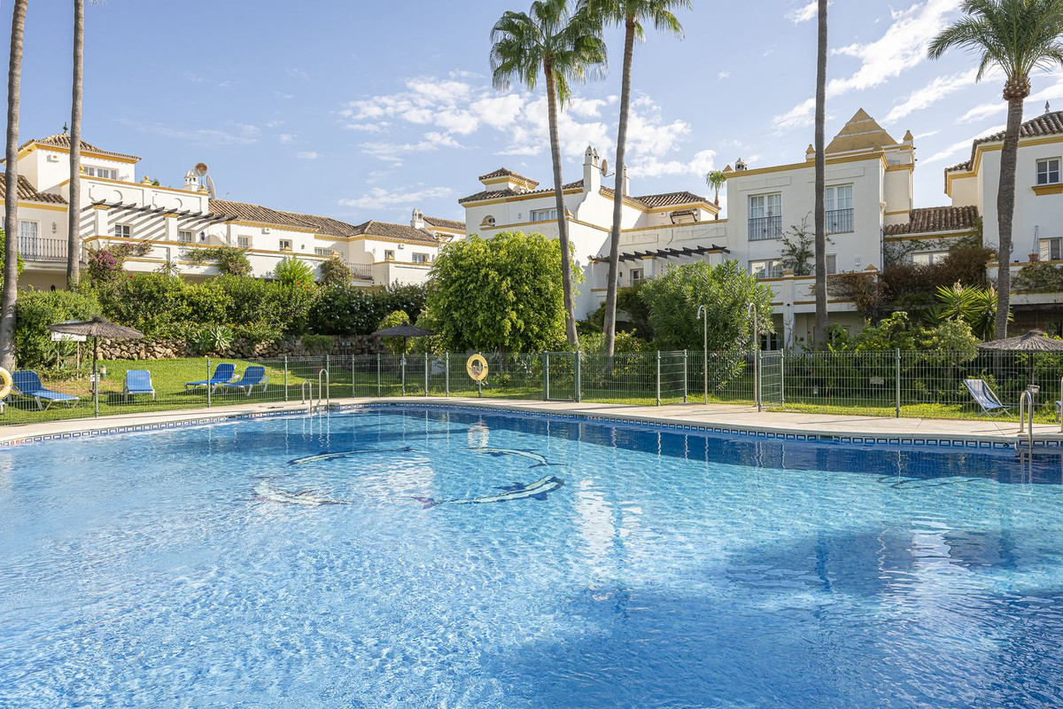 Huis te koop in Estepona | 3 slaapkamers H5411452