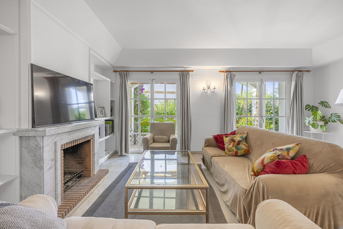 Huis te koop in Estepona | 3 slaapkamers H5411452