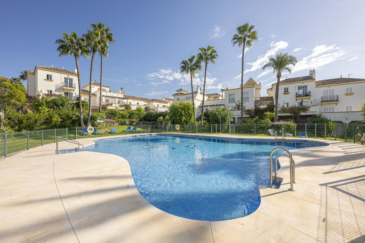 Huis te koop in Estepona | 3 slaapkamers H5411452