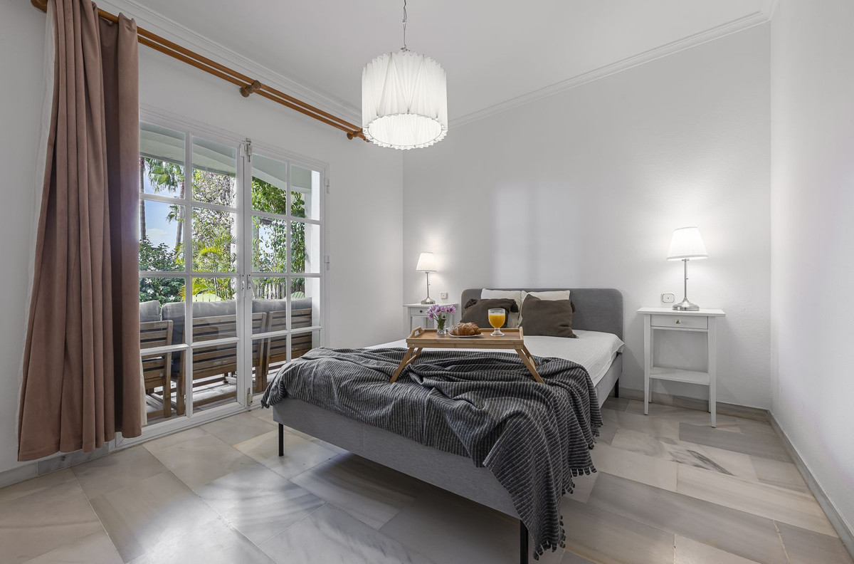 Huis te koop in Estepona | 3 slaapkamers H5411452
