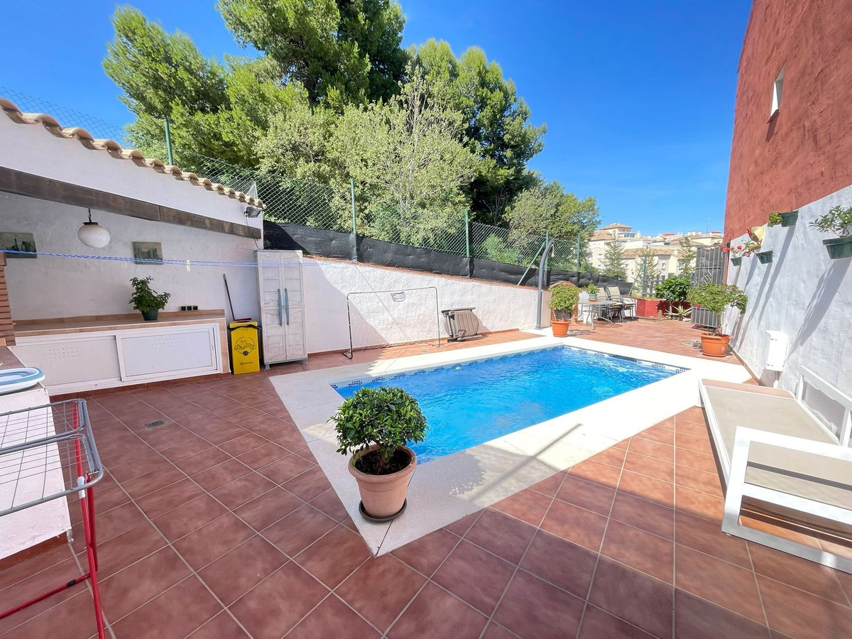 Huis te koop in Estepona | 3 slaapkamers H5412502