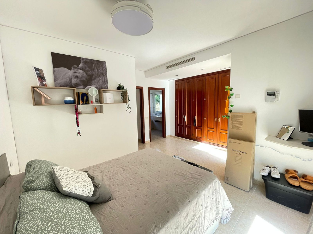 Huis te koop in Estepona | 3 slaapkamers H5412502