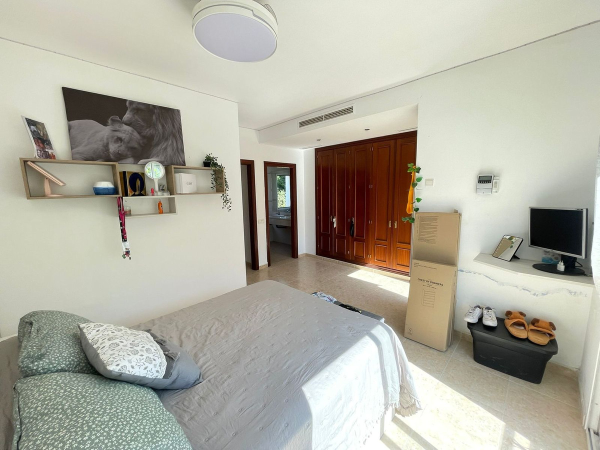Huis te koop in Estepona | 3 slaapkamers H5412502