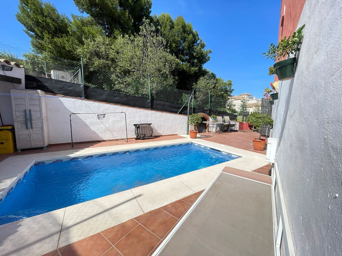 Huis te koop in Estepona | 3 slaapkamers H5412502