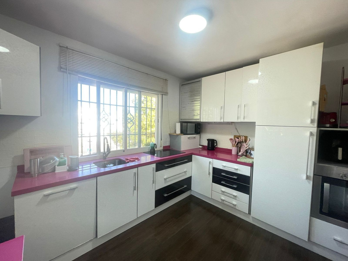 Huis te koop in Estepona | 3 slaapkamers H5412502