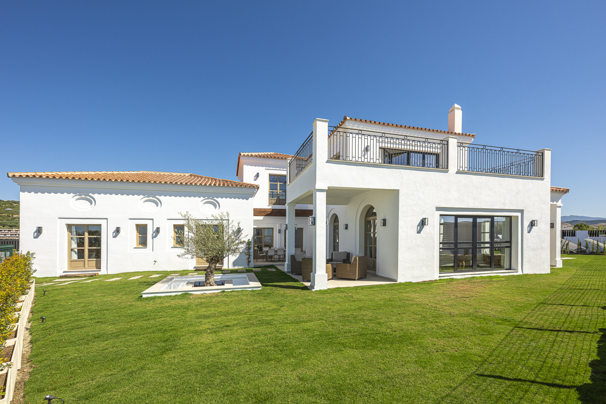 Huis te koop in Estepona | 4 slaapkamers H5412673