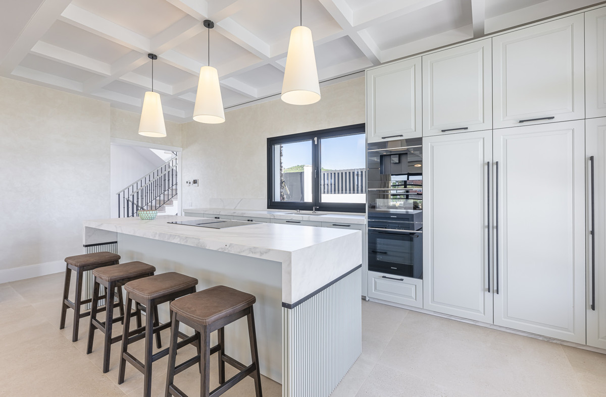 Huis te koop in Estepona | 4 slaapkamers H5412673