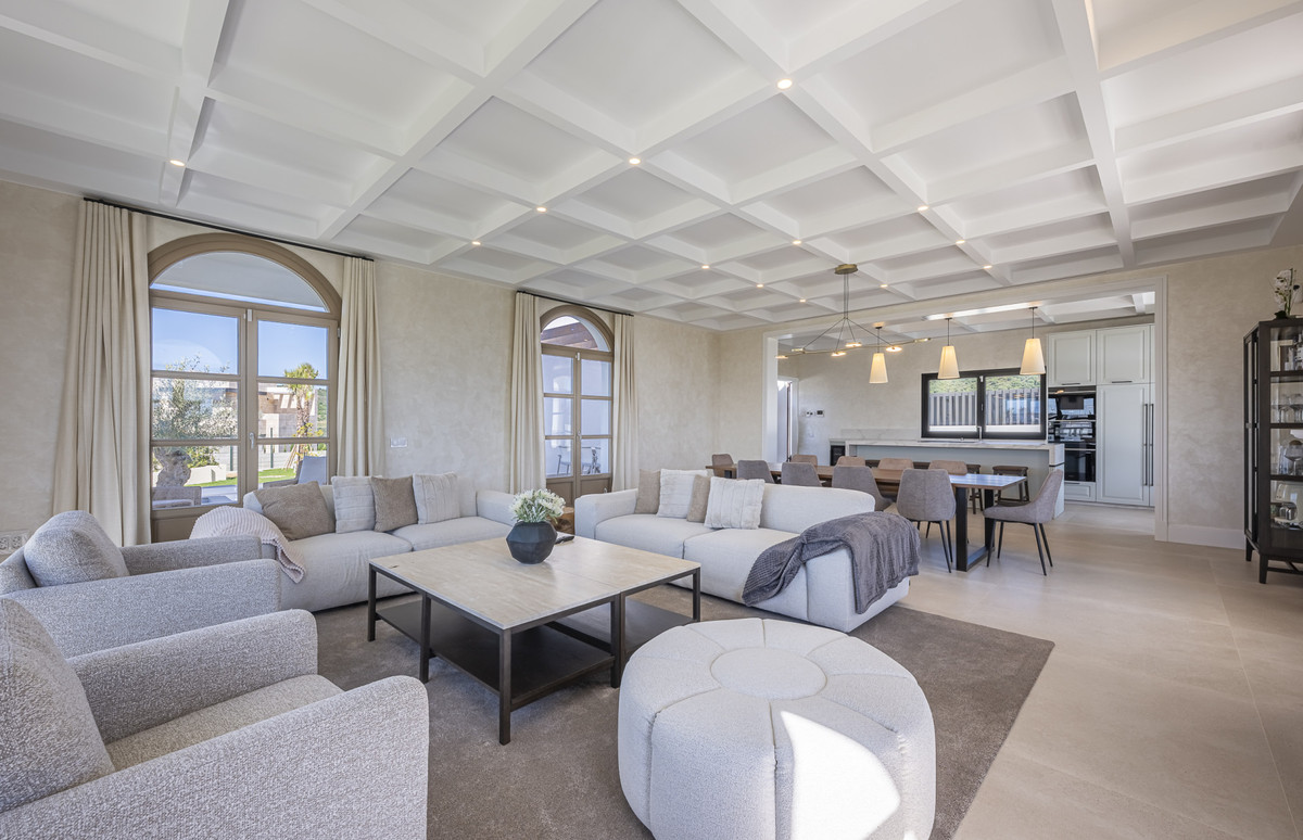 Huis te koop in Estepona | 4 slaapkamers H5412673