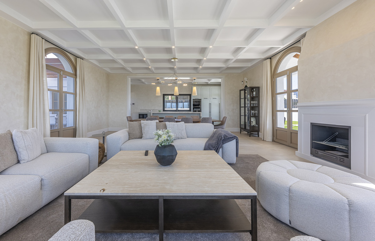 Huis te koop in Estepona | 4 slaapkamers H5412673