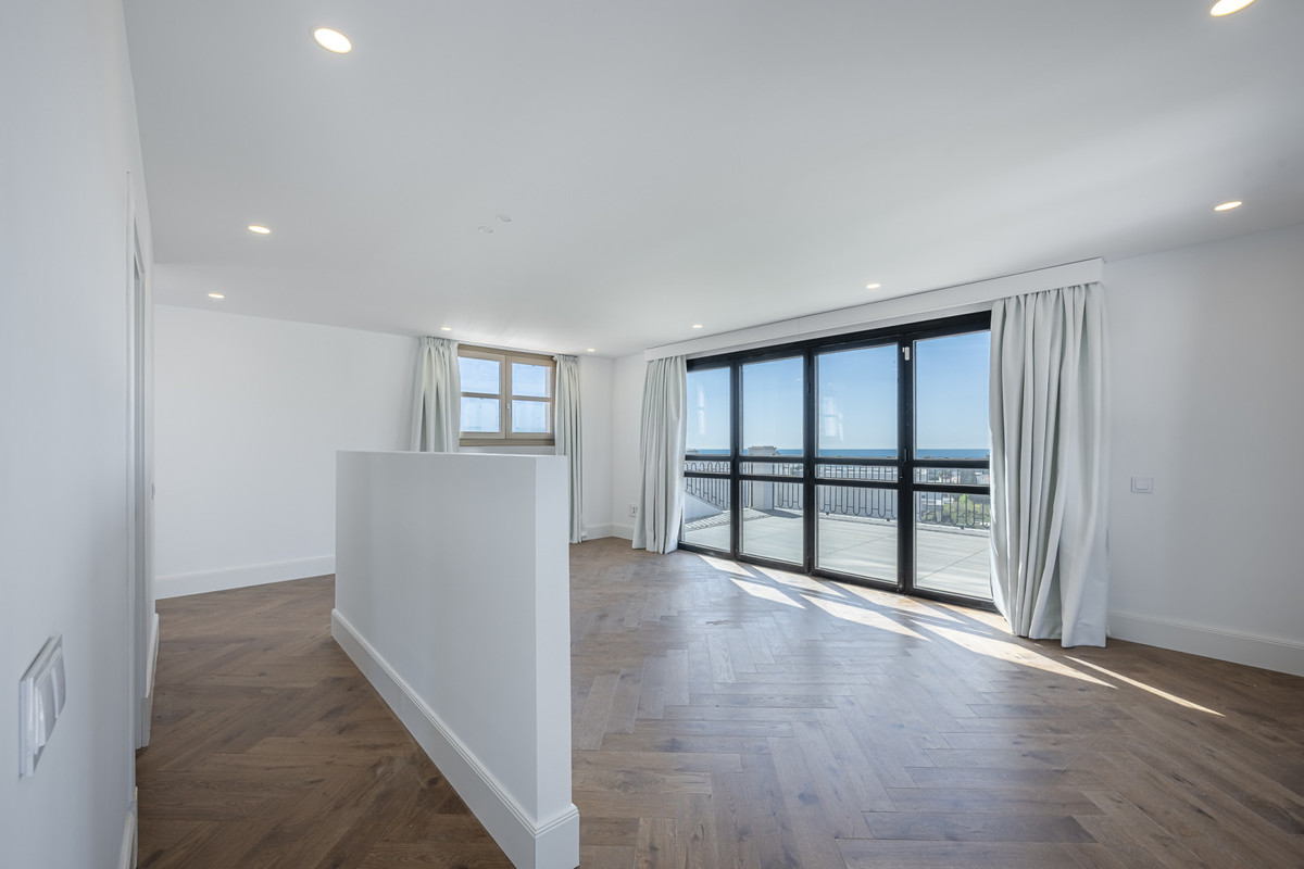 Huis te koop in Estepona | 4 slaapkamers H5412673
