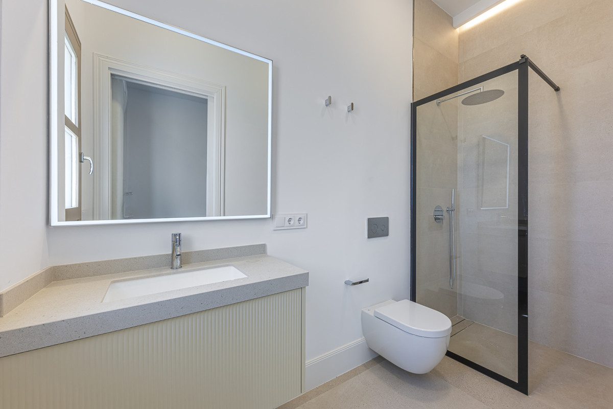 Huis te koop in Estepona | 4 slaapkamers H5412673