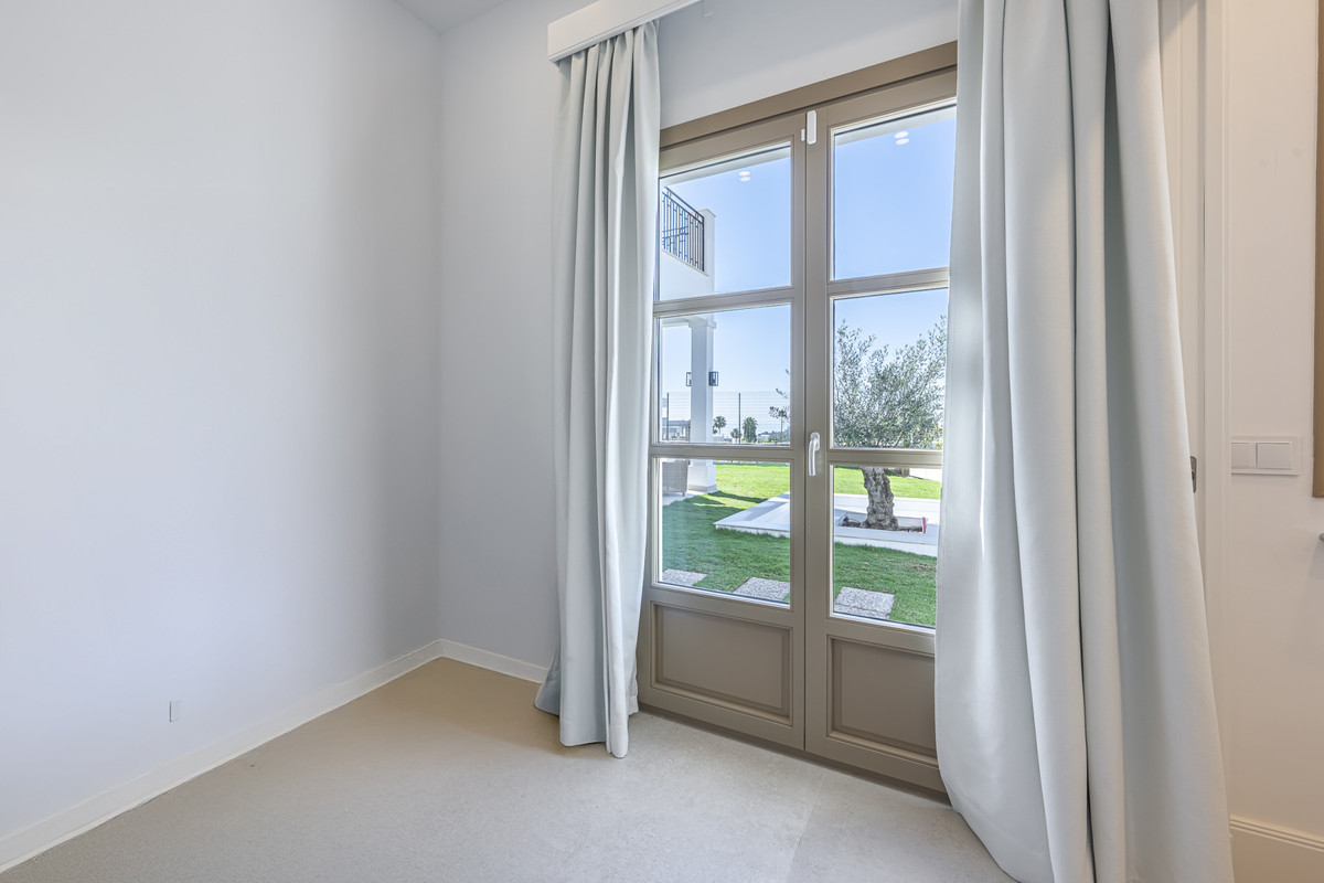 Huis te koop in Estepona | 4 slaapkamers H5412673