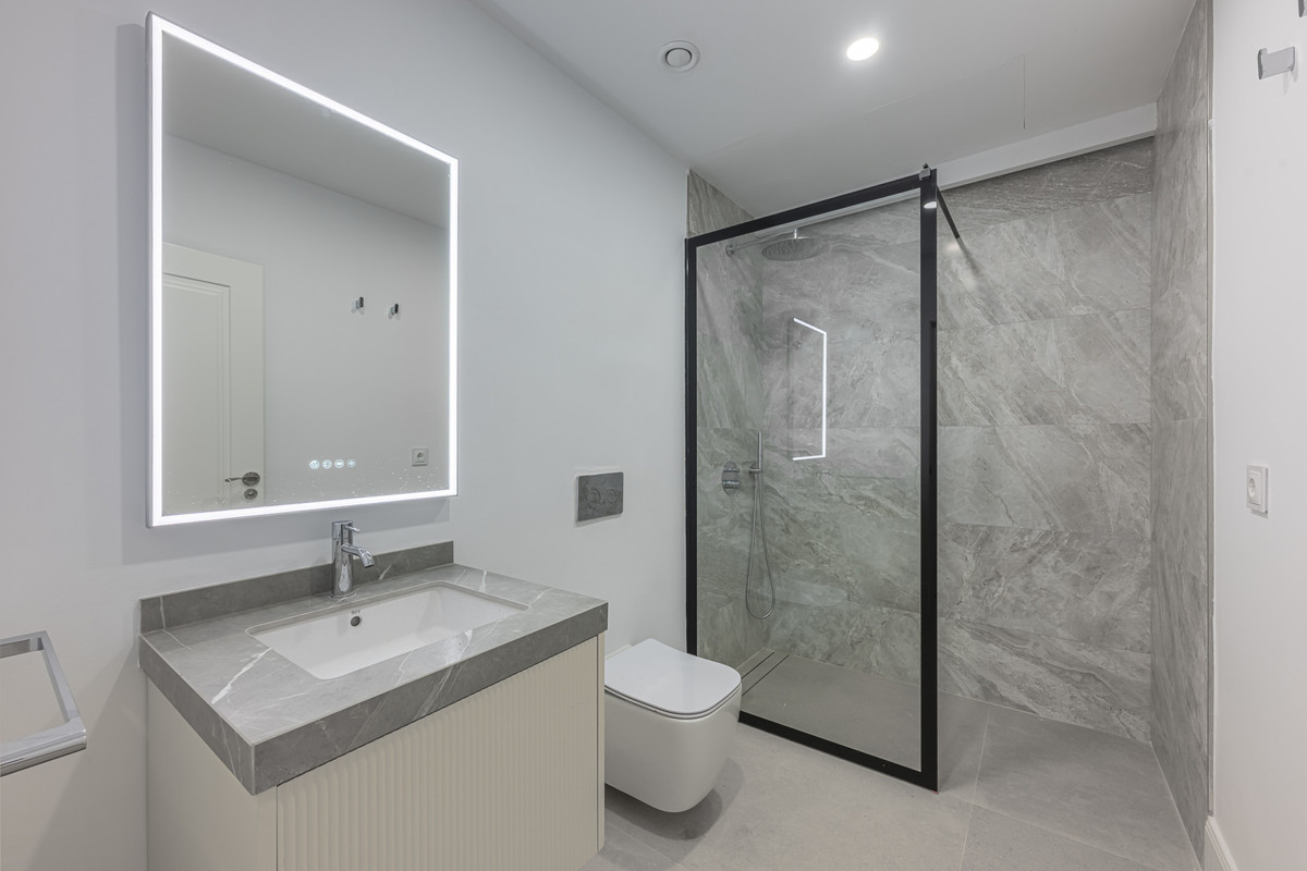 Huis te koop in Estepona | 4 slaapkamers H5412673