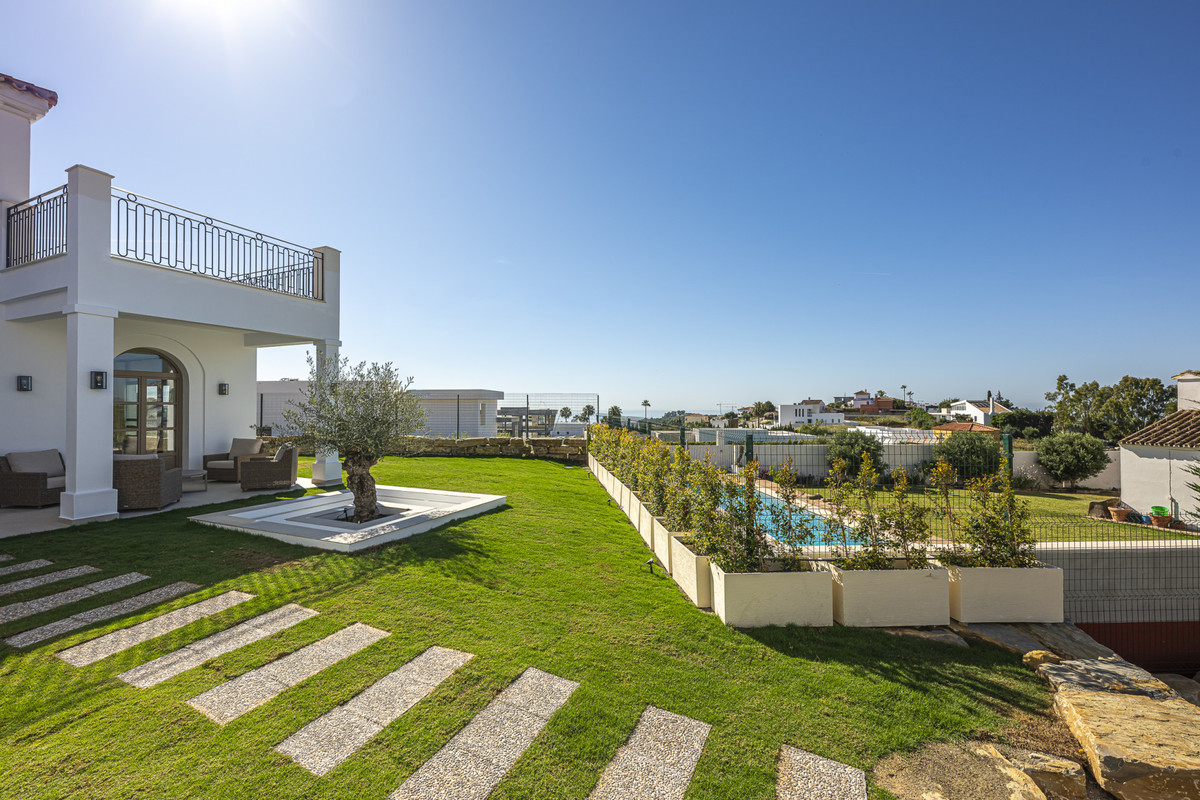 Huis te koop in Estepona | 4 slaapkamers H5412673
