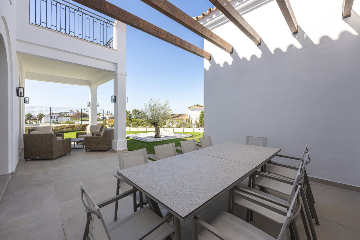 Huis te koop in Estepona | 4 slaapkamers H5412673